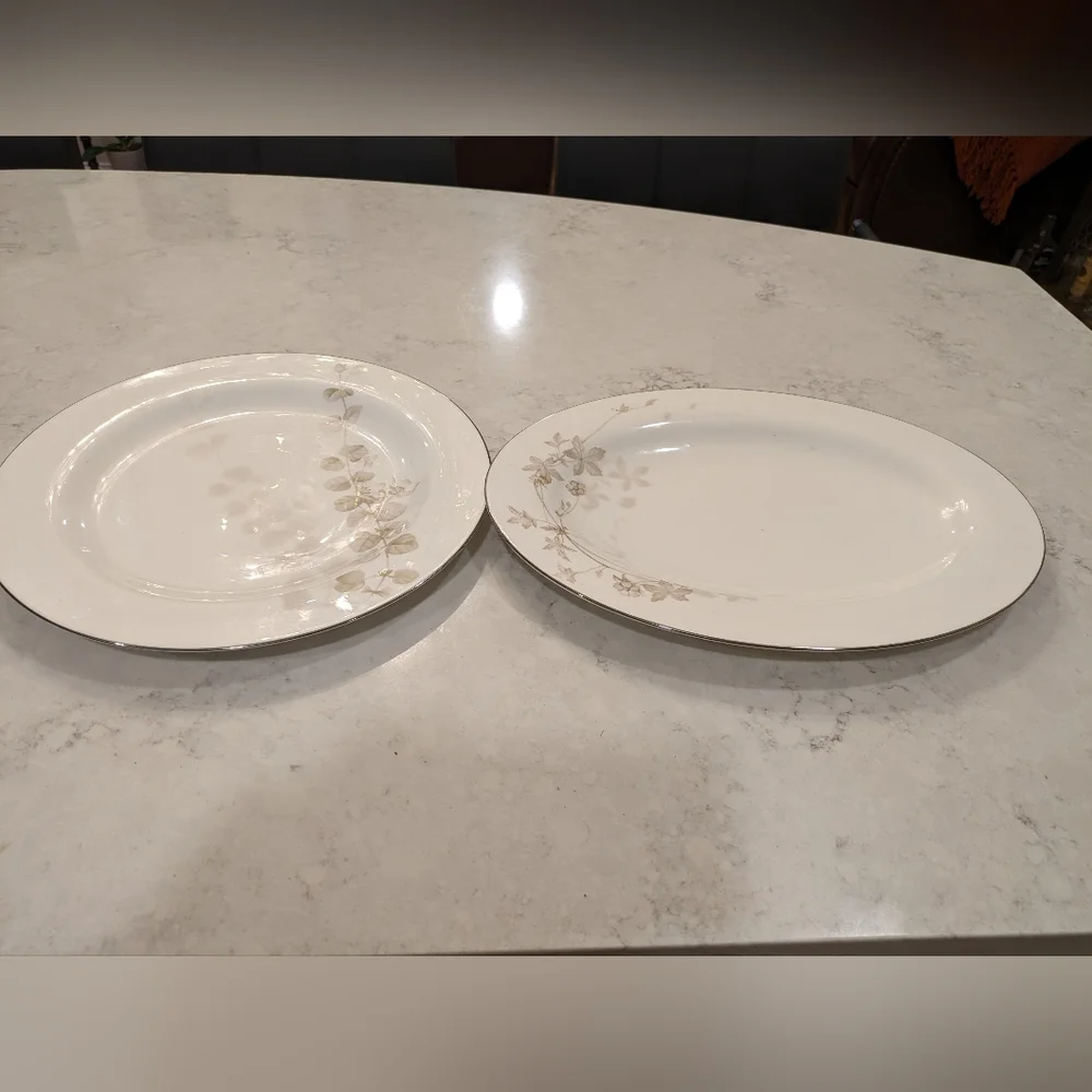 Vintage Bone China Plate. Set of Two